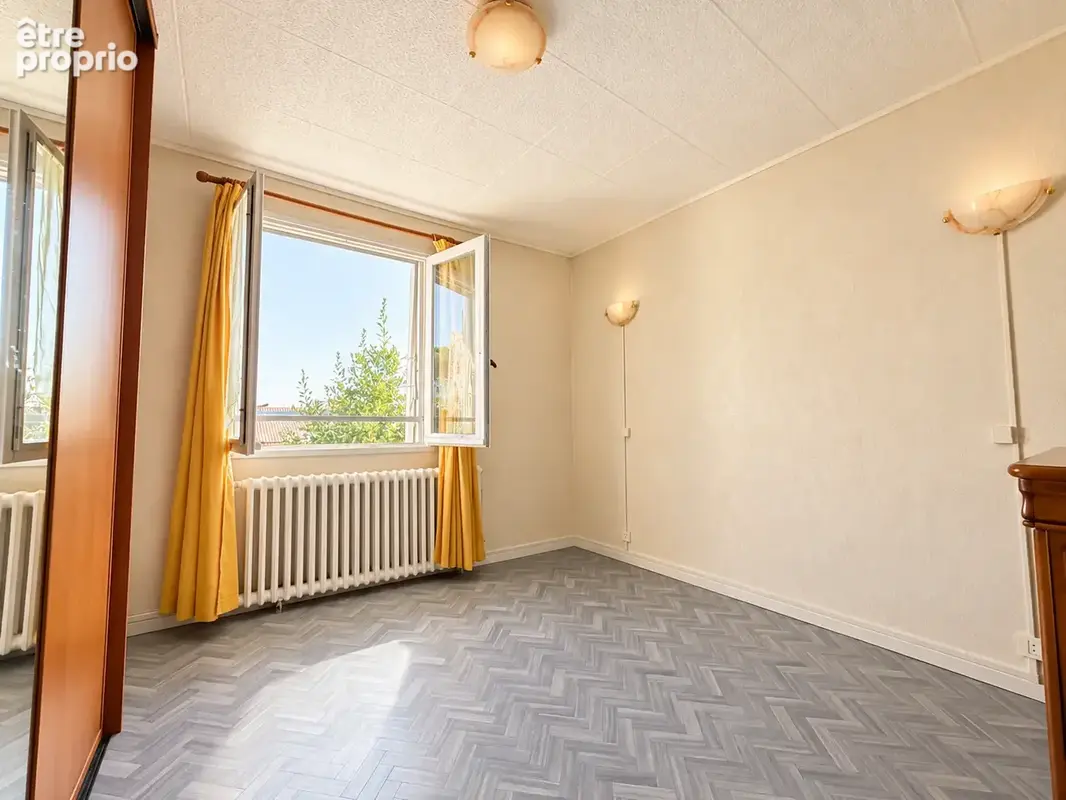 Maison familiale 153 m2 avec garage et terrain de 677 m2 - photo 9
