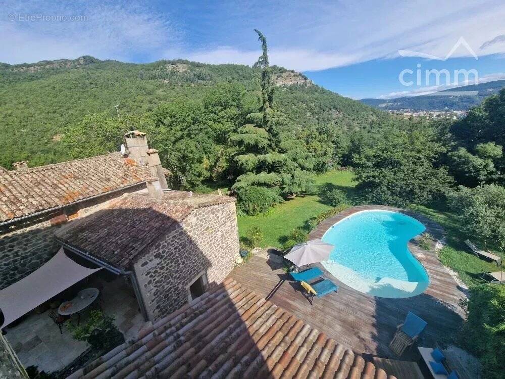 Maison à ALISSAS
