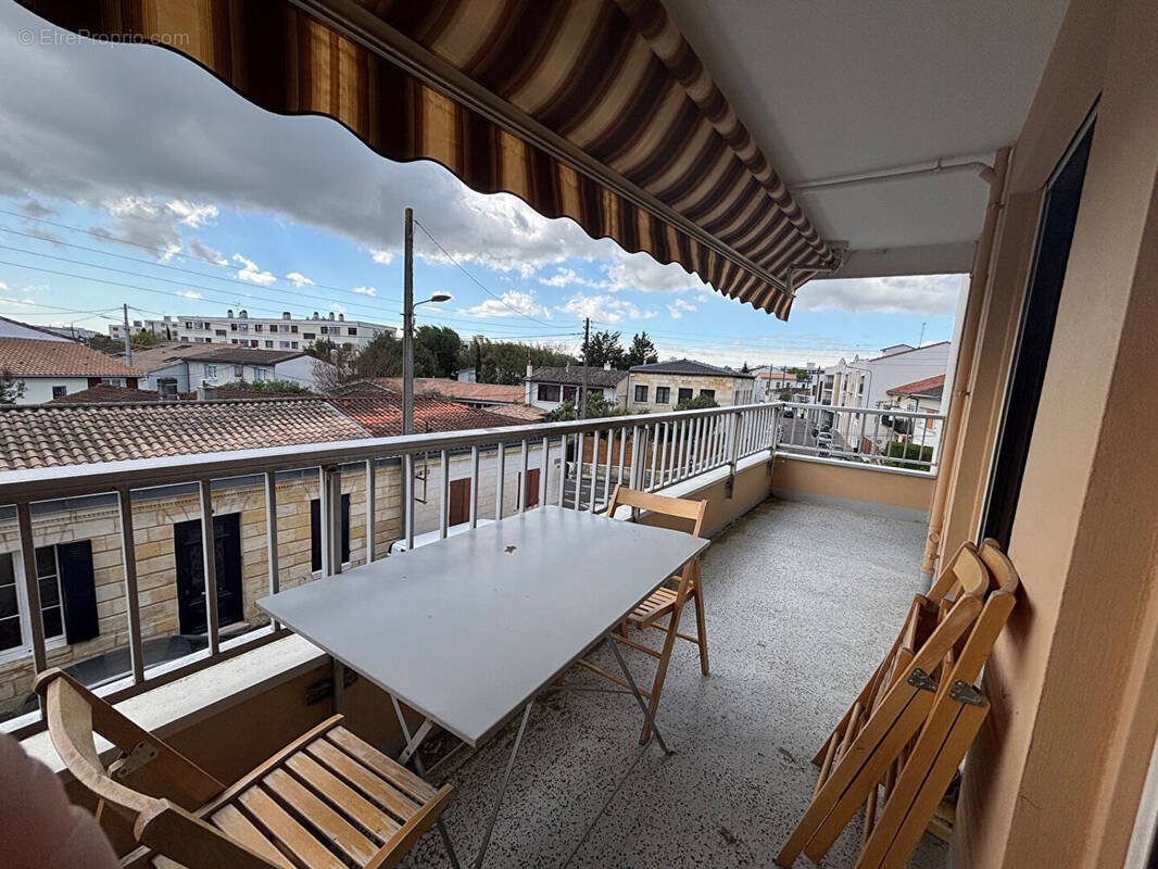 Appartement à BORDEAUX