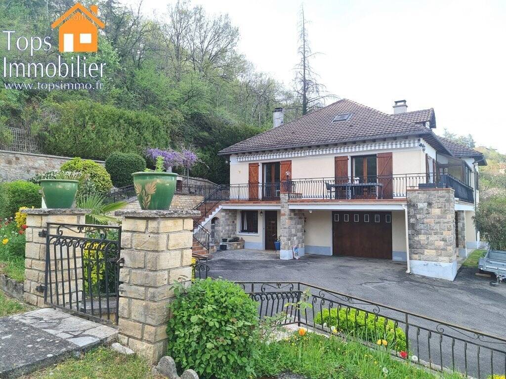 Maison à VILLEFRANCHE-DE-ROUERGUE