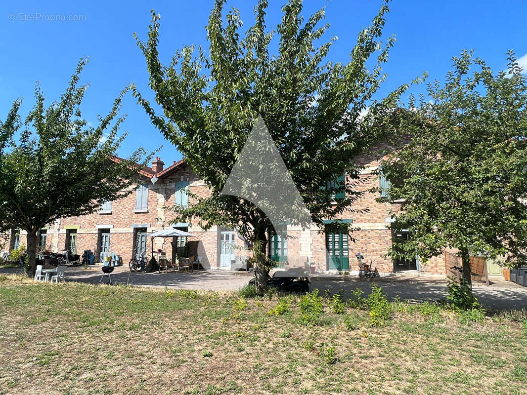 Maison à SAINT-DENIS
