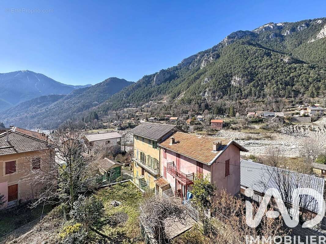 Photo 2 - Appartement à SAINT-MARTIN-VESUBIE