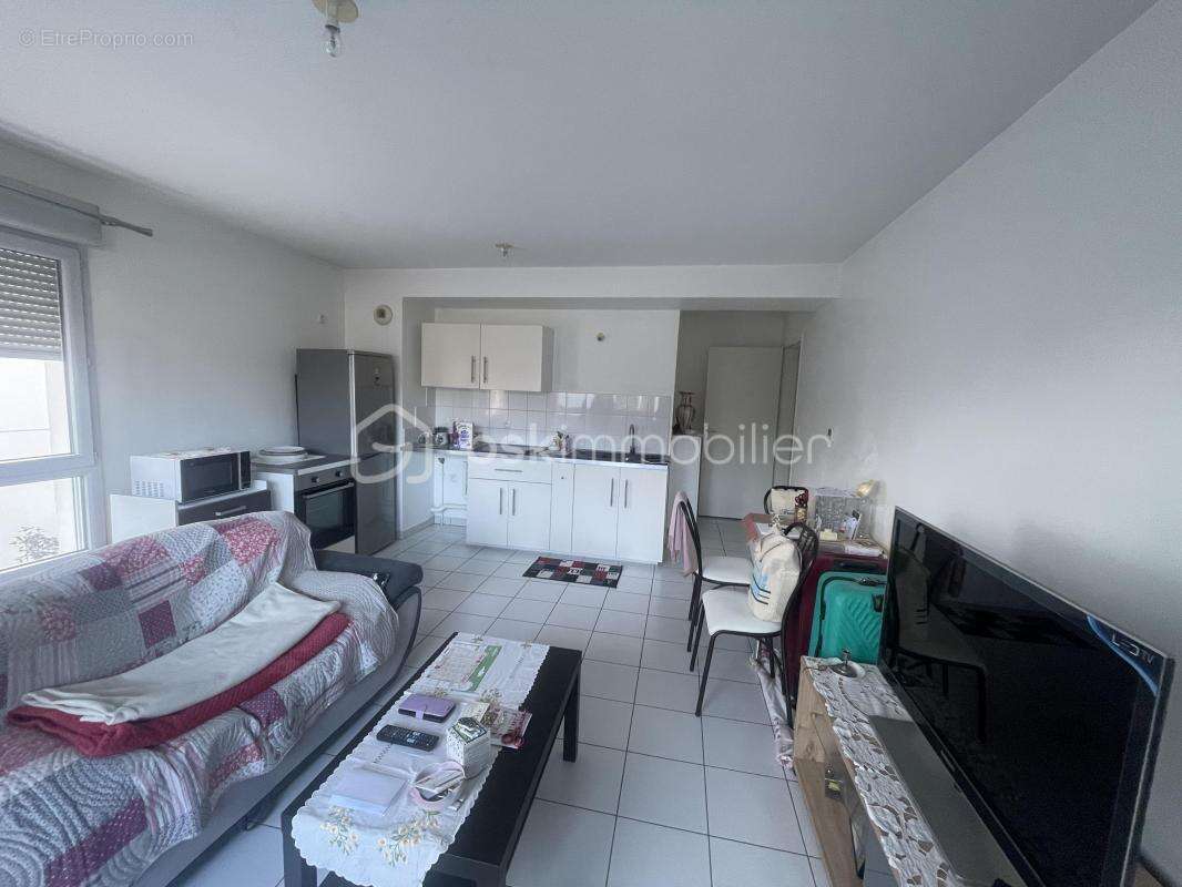 Appartement à MAINVILLIERS