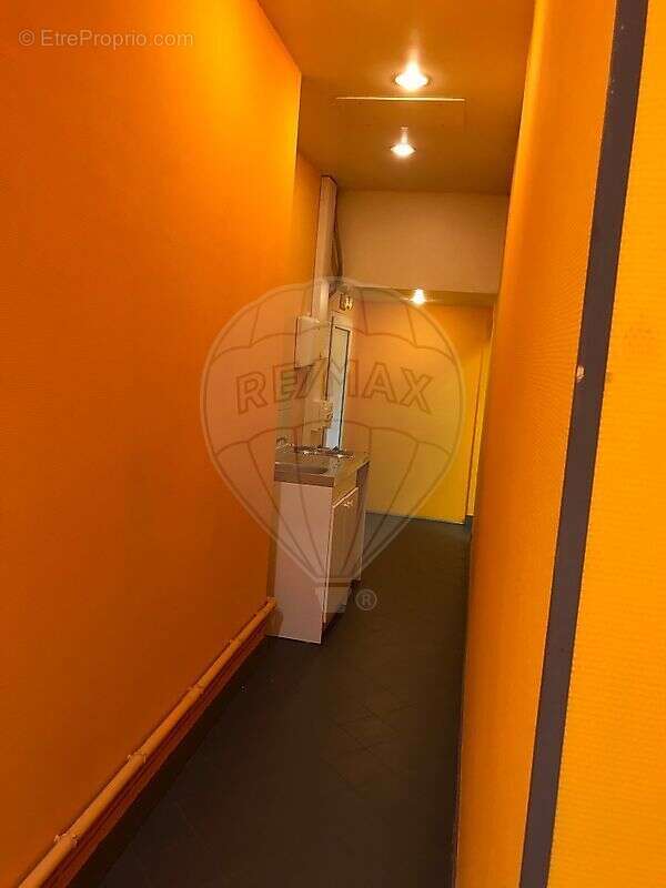 Commerce à FOURCHAMBAULT