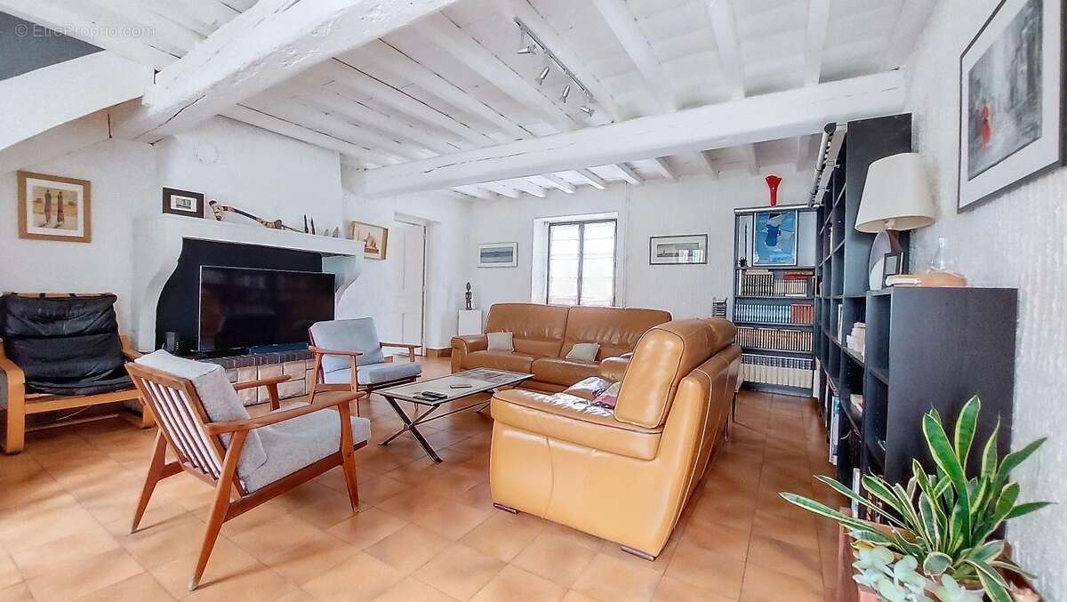 Maison à SAINT-PRIEST