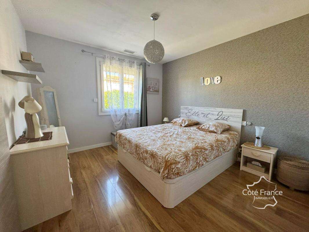Maison à VIAS