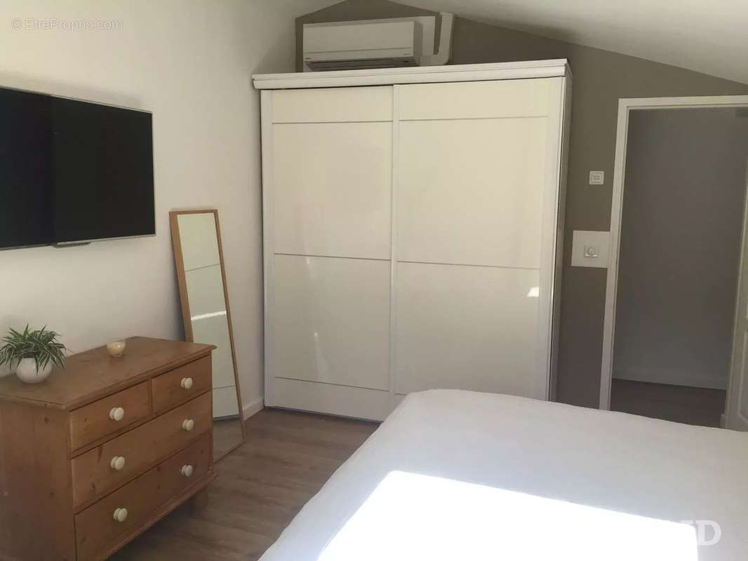 Maison à CUGES-LES-PINS