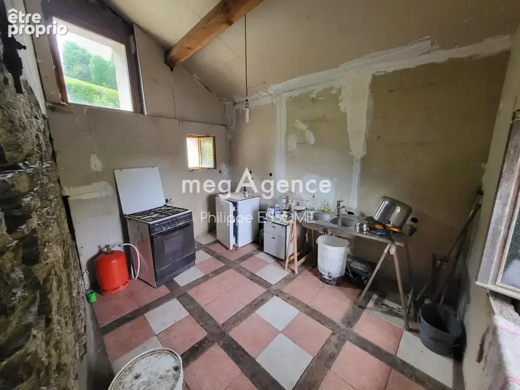 Maison au calme en partie rénovée sur plus de 1,5 ha - photo 3