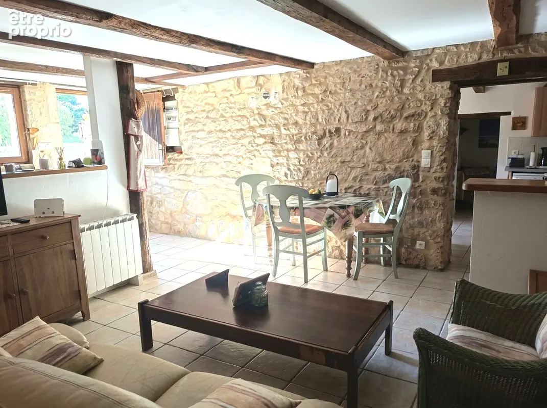 Maison de caractère avec jardin - photo 4