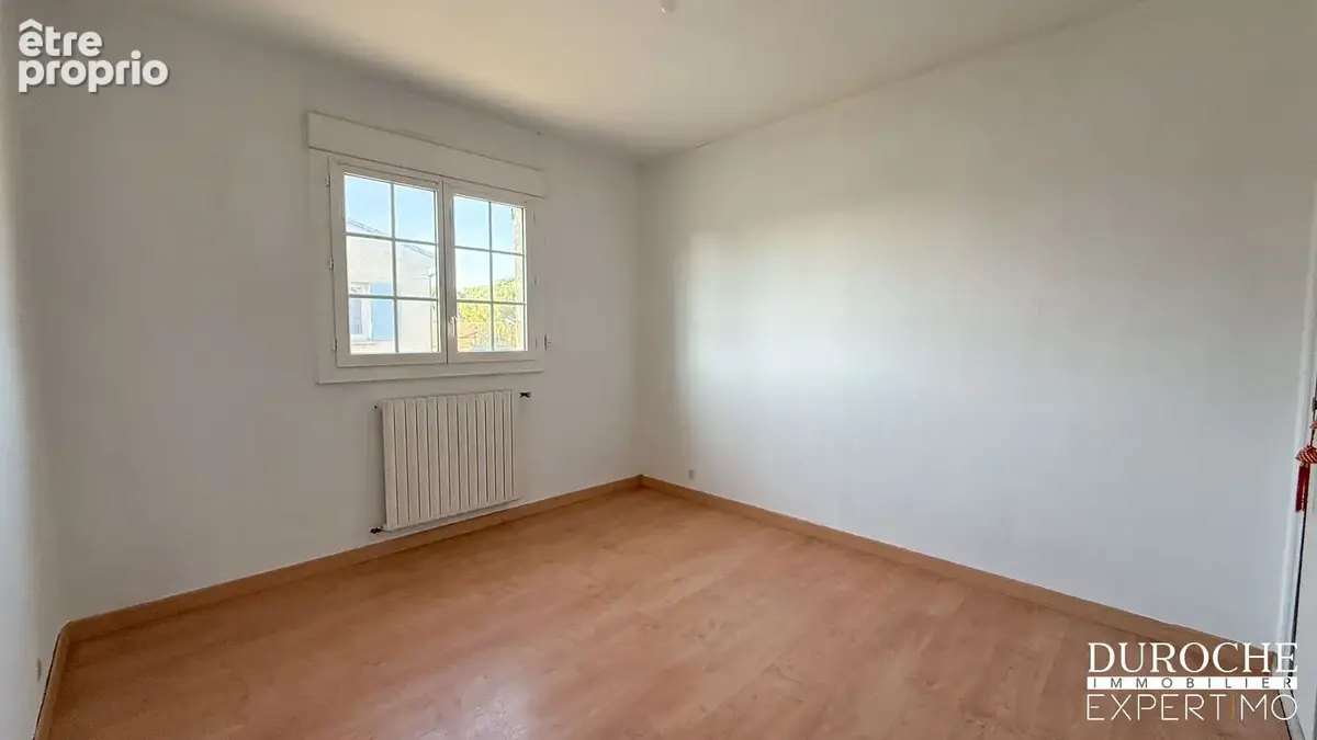 Orange, quartier résidentiel, maison de 208m2, 5 chambres et un bureau sur parcelle de 530m2 - photo 7
