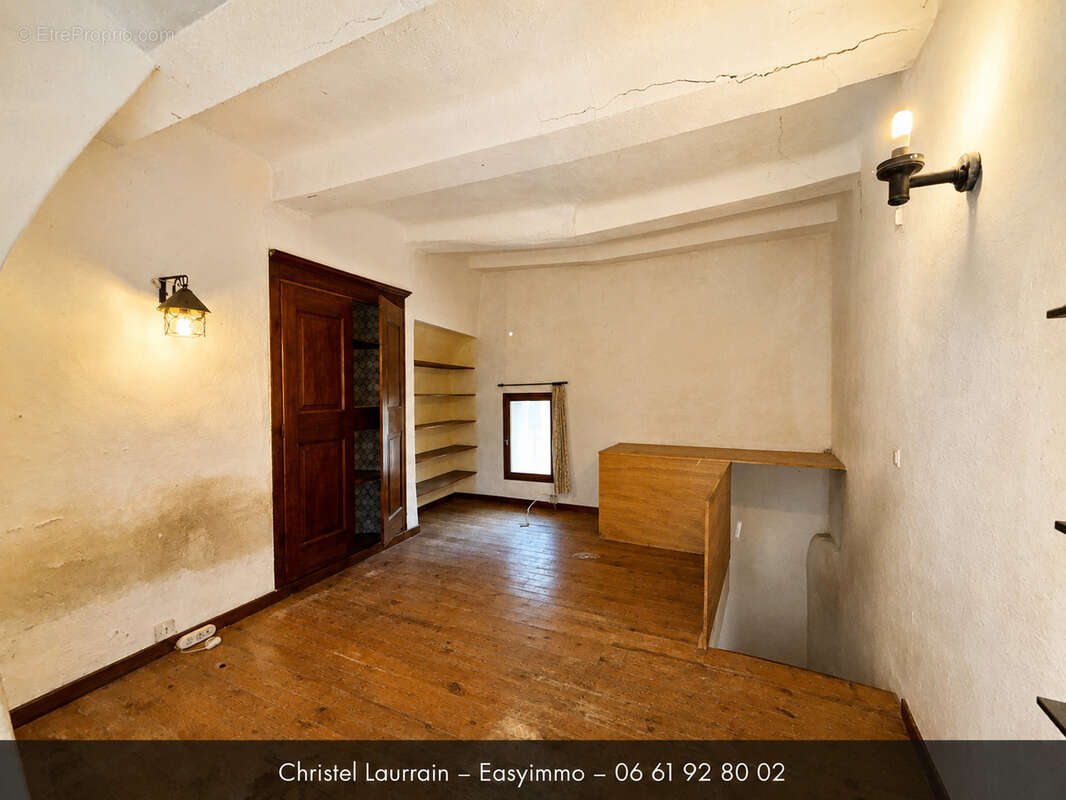 Régusse   charmante maison de village   idéal pied-à-terre ou investissement - photo 2