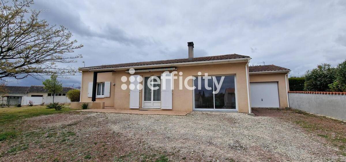 Maison à GOND-PONTOUVRE