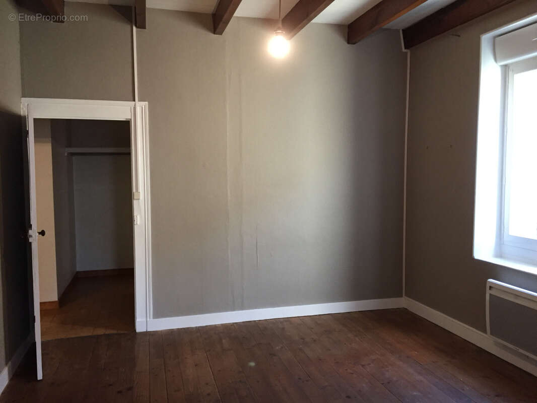 Maison à SAINT-LAURENT-DE-CERIS