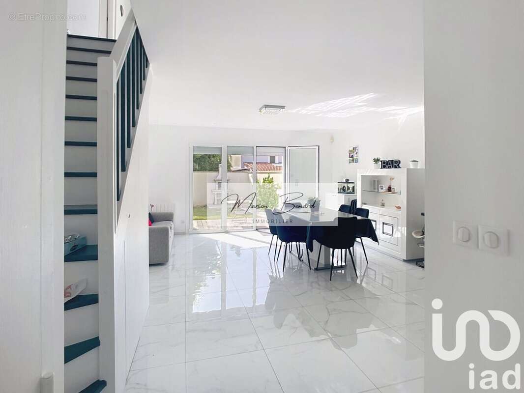 Photo 2 - Appartement à CHAMPIGNY-SUR-MARNE