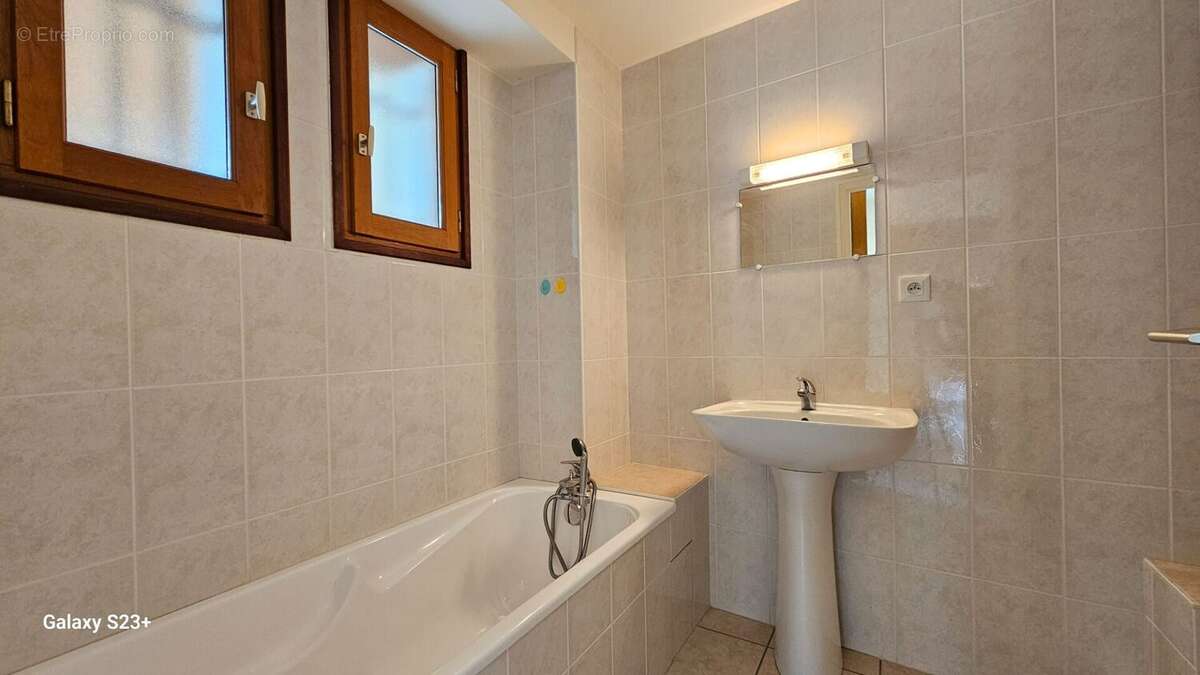 Maison à GRANZAY-GRIPT