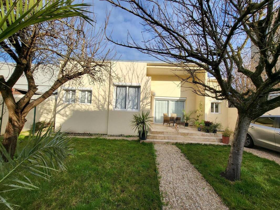 Photo 1 - Maison à HOUILLES