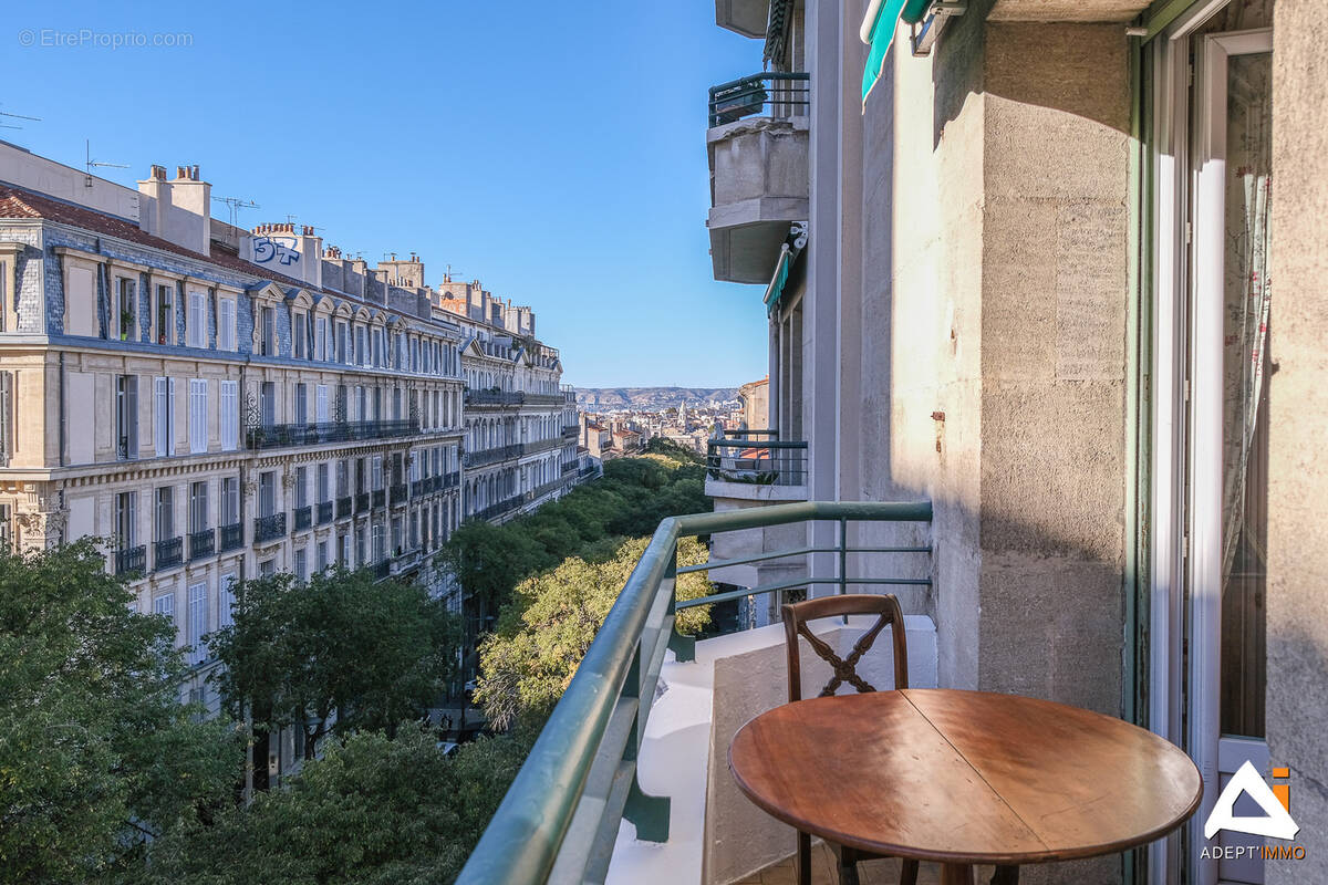 Appartement à MARSEILLE-6E