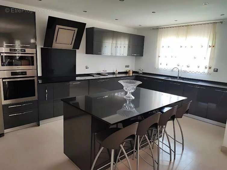 Maison 180 m² à Nimes  - photo 8