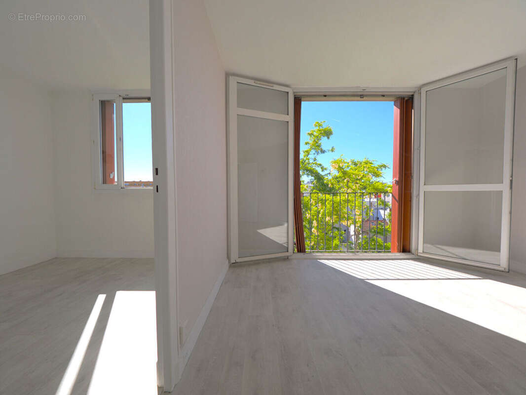 Appartement à ROMAINVILLE