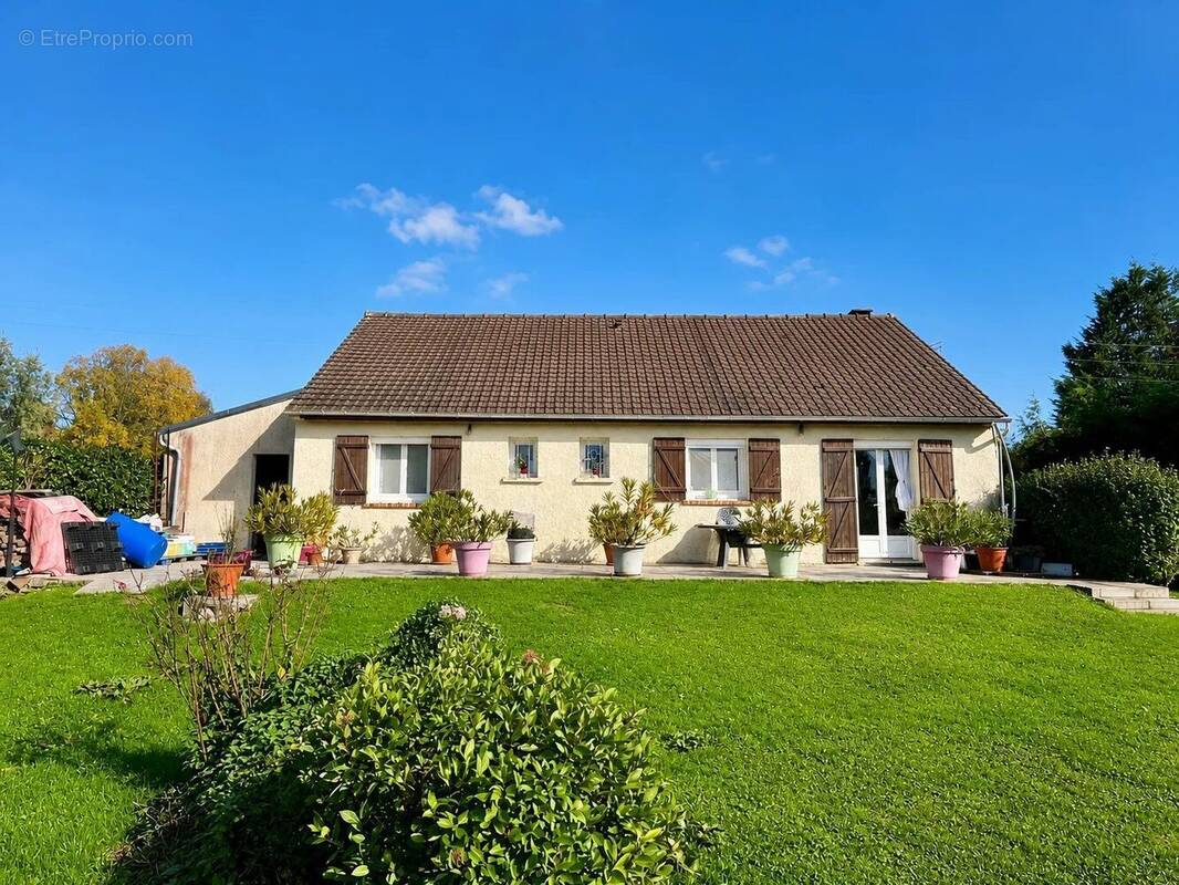 Maison à COULOMMIERS