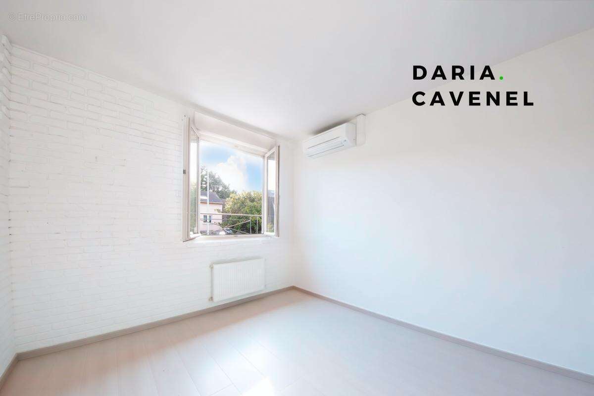 Maison à L&#039;HAY-LES-ROSES