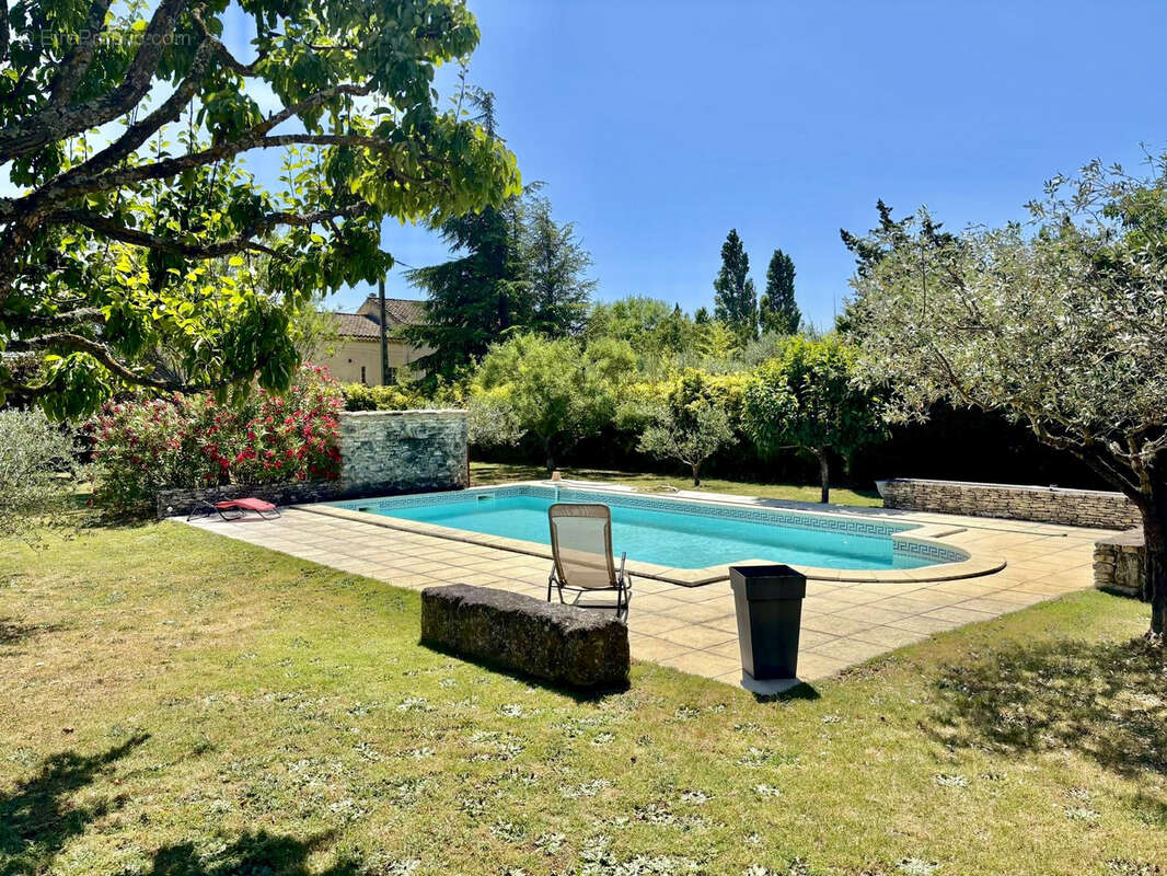 Maison à GRIGNAN