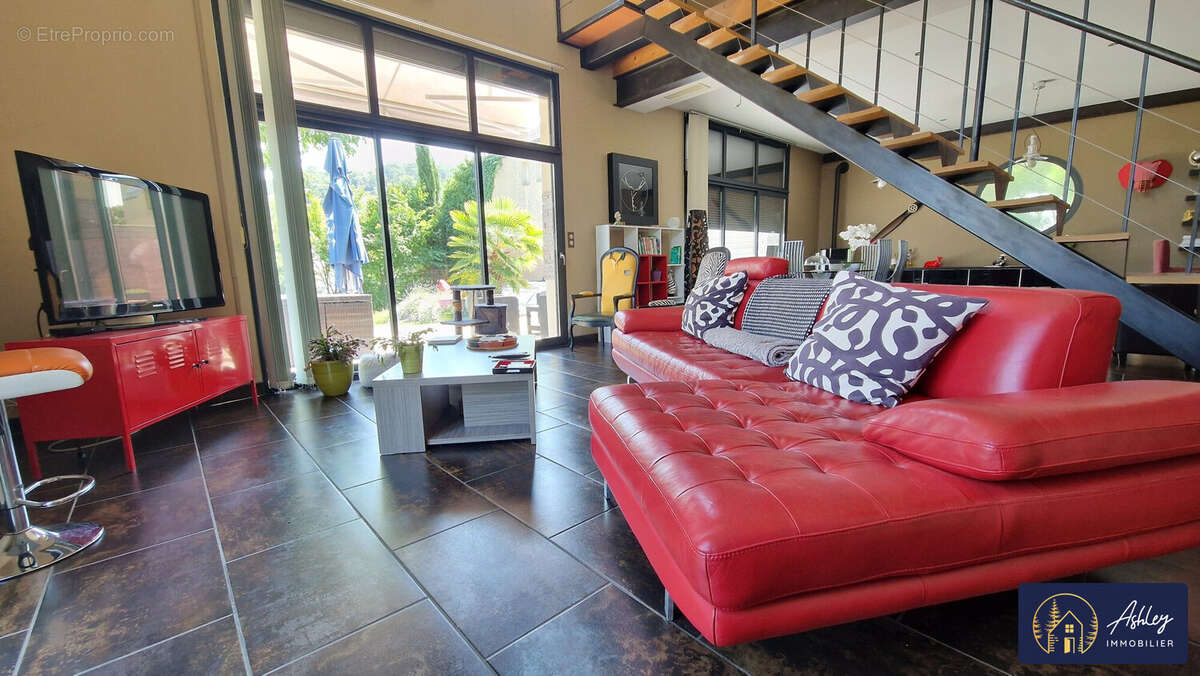 Maison 6 pièces BORT-LES-ORGUES - Maison à BORT-LES-ORGUES