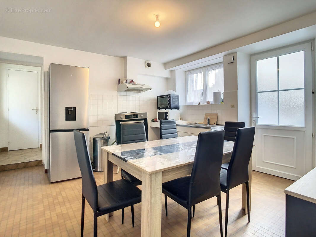 Maison à LA HAYE-DU-PUITS