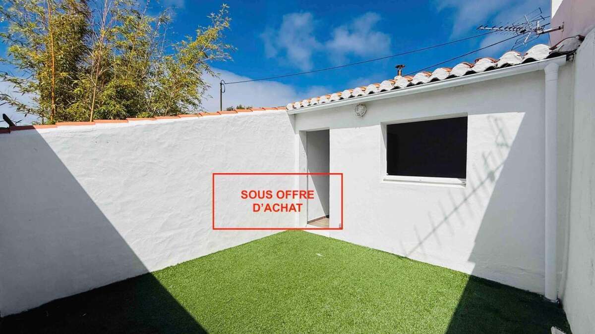 Sortie Port-Joinville, pied à terre ou 1er investissement prêt à poser les valises - photo 3