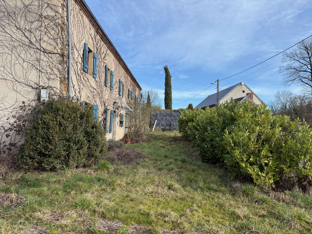 Maison à SAINT-HILAIRE