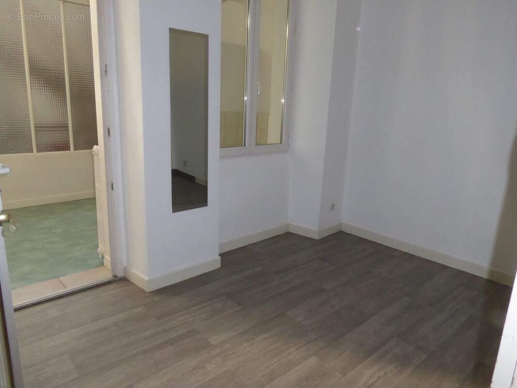 Appartement 81 m² à Vals-Les-Bains  - photo 9