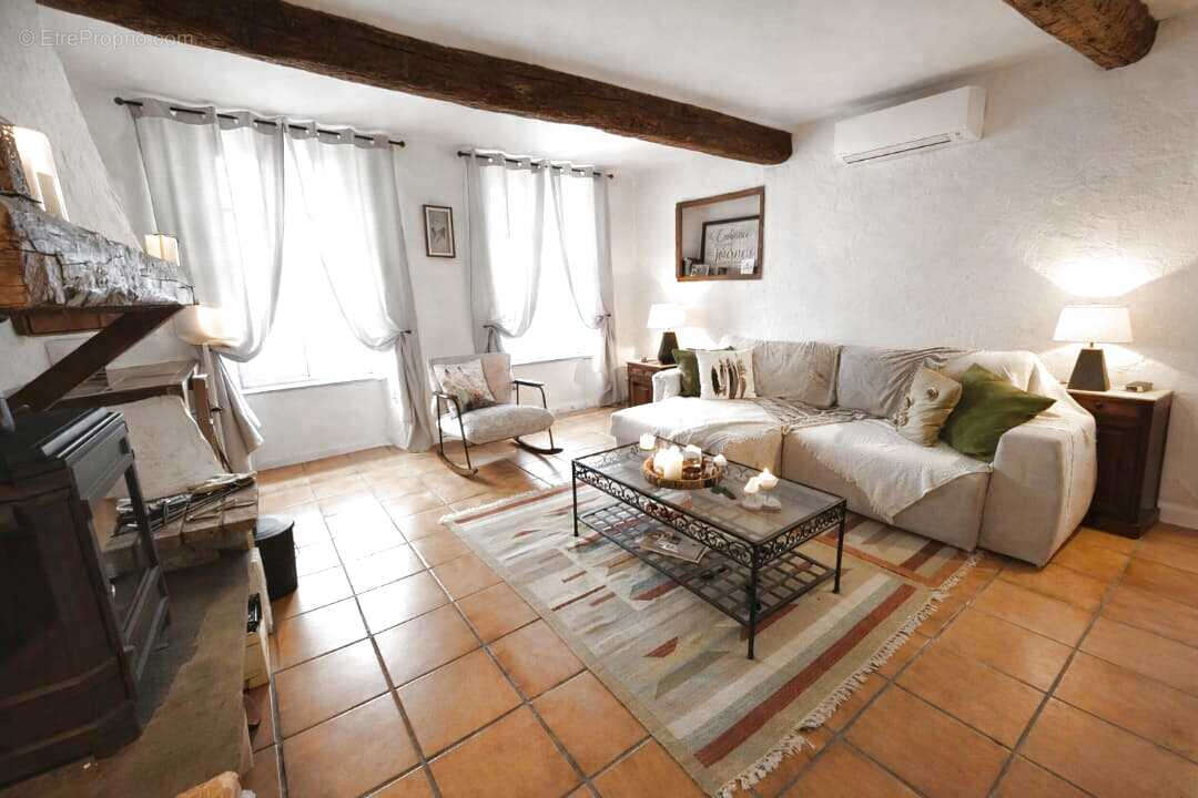 2 maisons reliées par une terrasse - photo 2