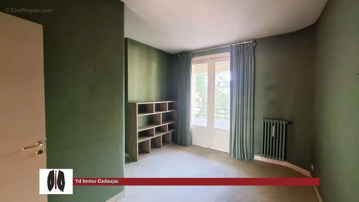 Bordeaux Caudéran – Grand appartement avec garage, cave et double balcon - photo 10