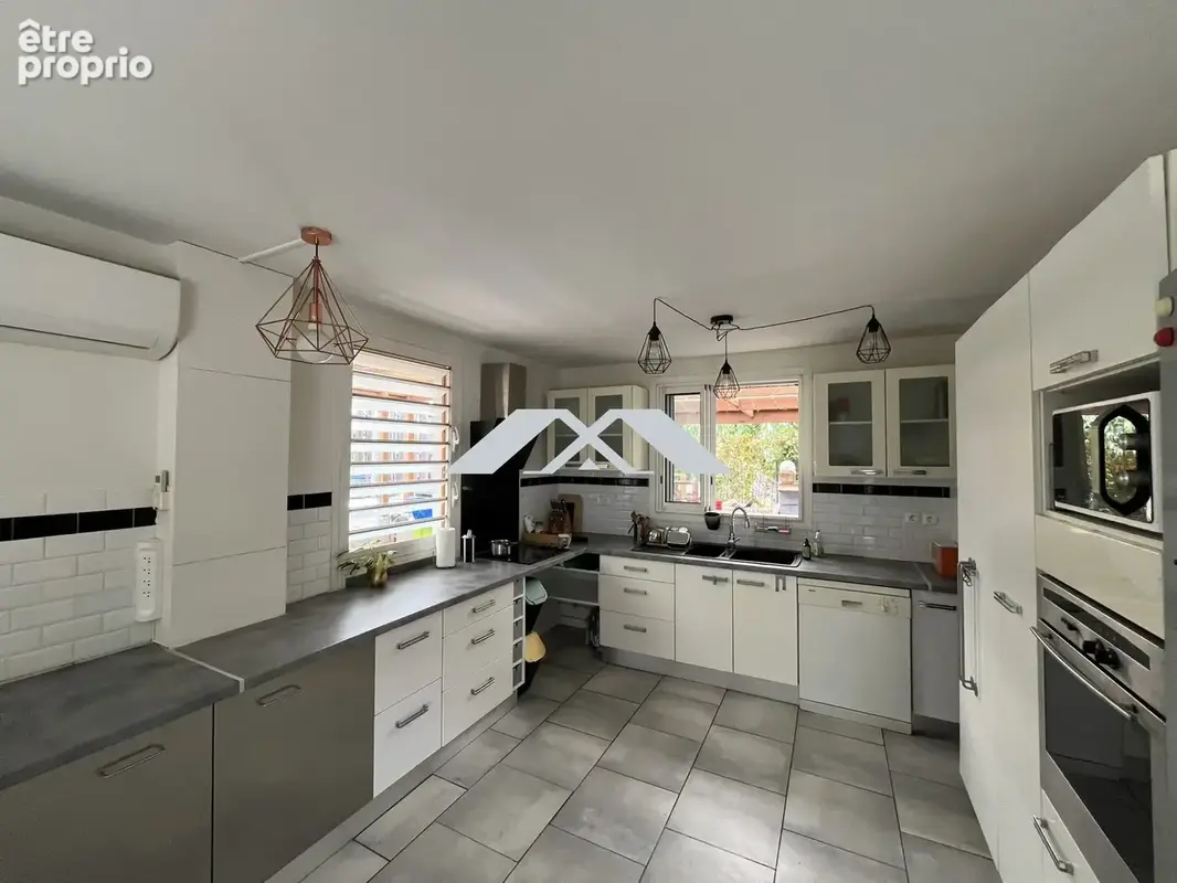 Maison 5 pièces 101 m² à vendre à Saint-Louis (97421) - photo 4