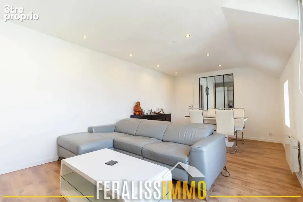 Appartement F3 de 67 m2, quartier résidentiel calme à Confla - photo 2