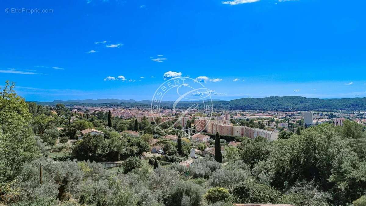 Maison à DRAGUIGNAN