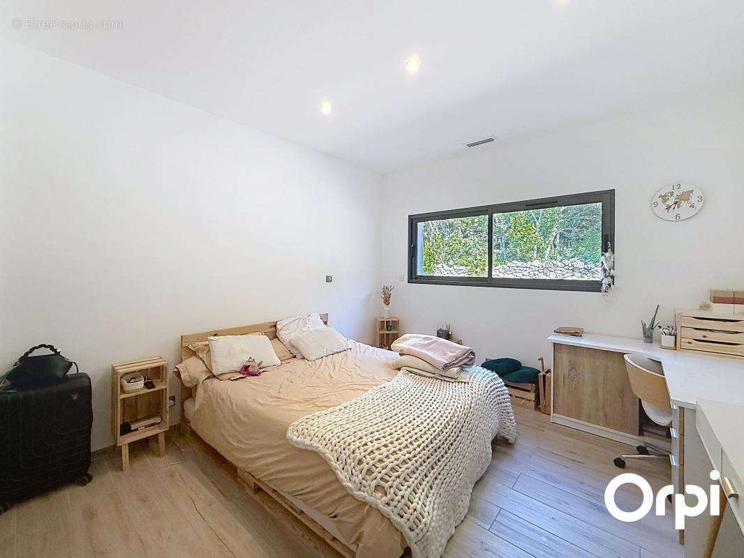 Villa F4 avec F2 indépendant et bureau – Vue mer & montagne - photo 12