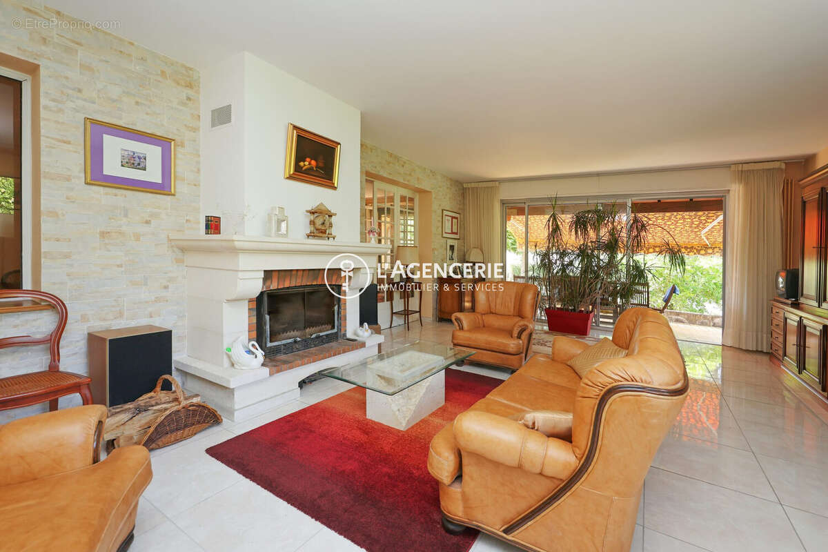 Maison 180 m² à Albi  - photo 6