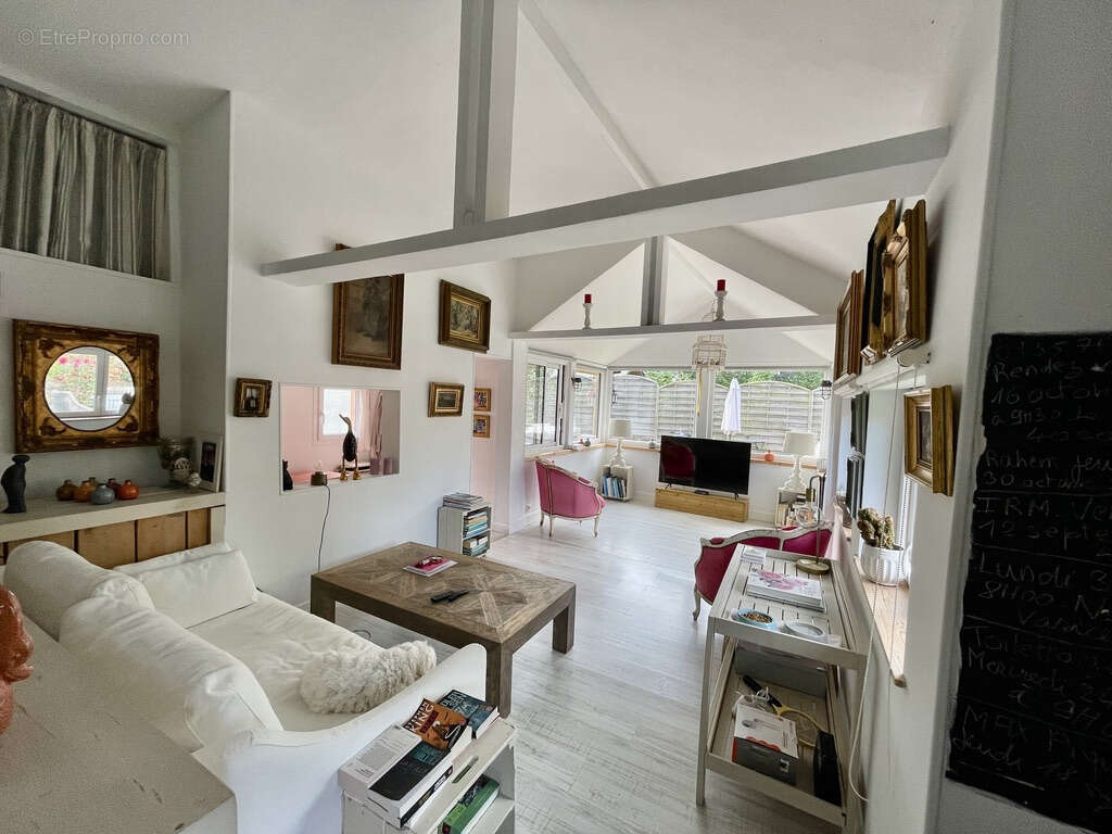 Maison à BRANVILLE