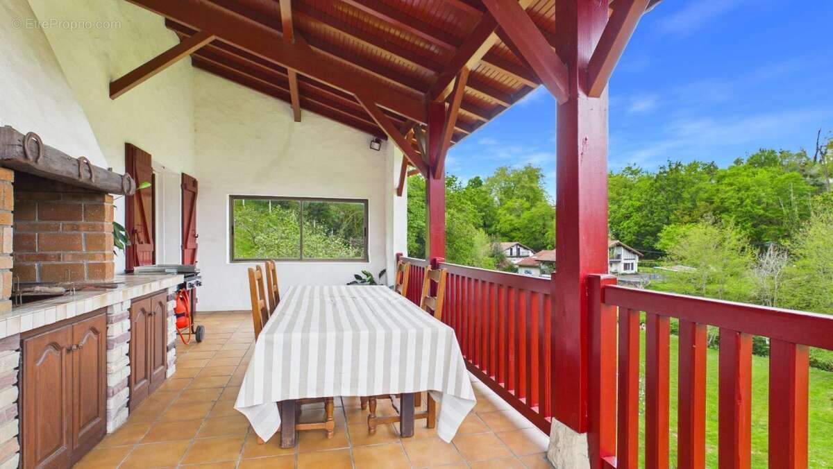 Maison à BIRIATOU