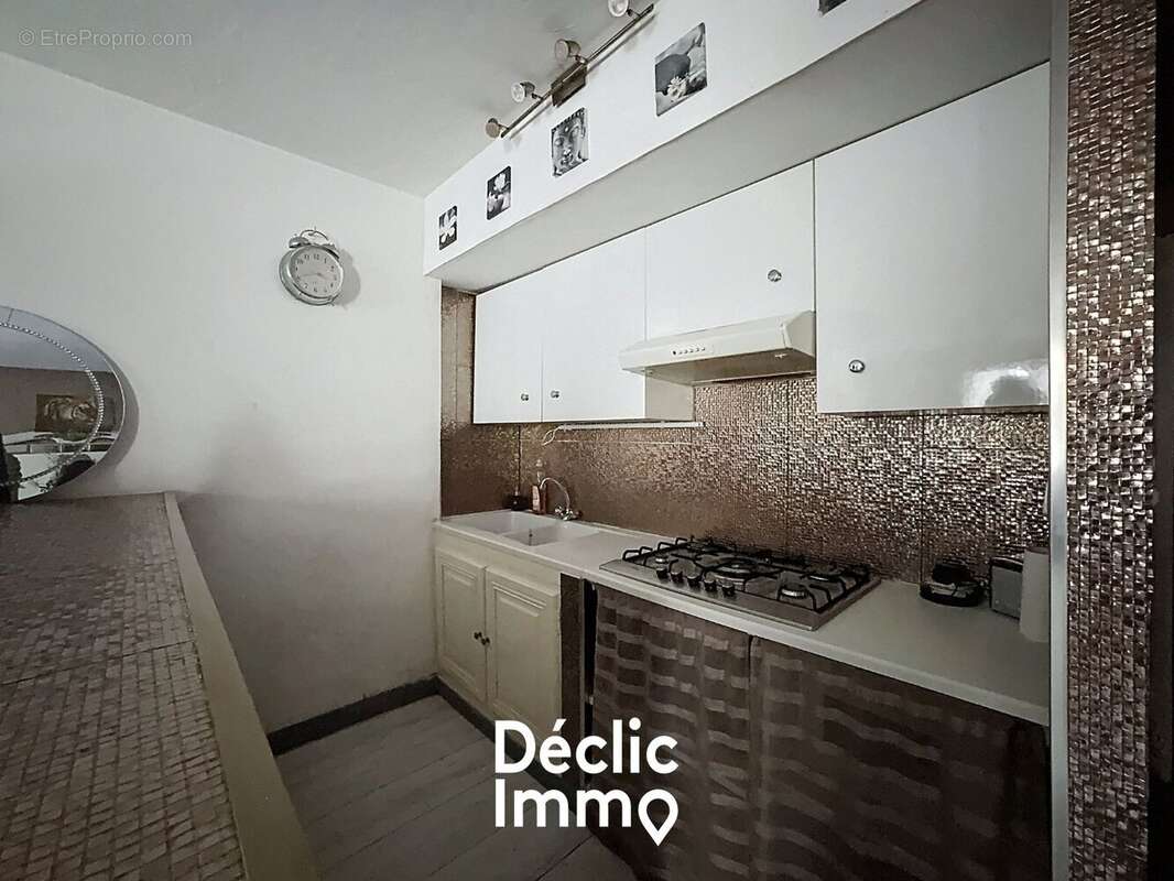 Appartement à ROQUEBRUNE-SUR-ARGENS