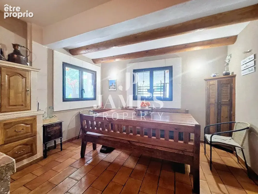 Maison 6 pièces 200 m² à vendre à Eyragues (13630) - photo 7