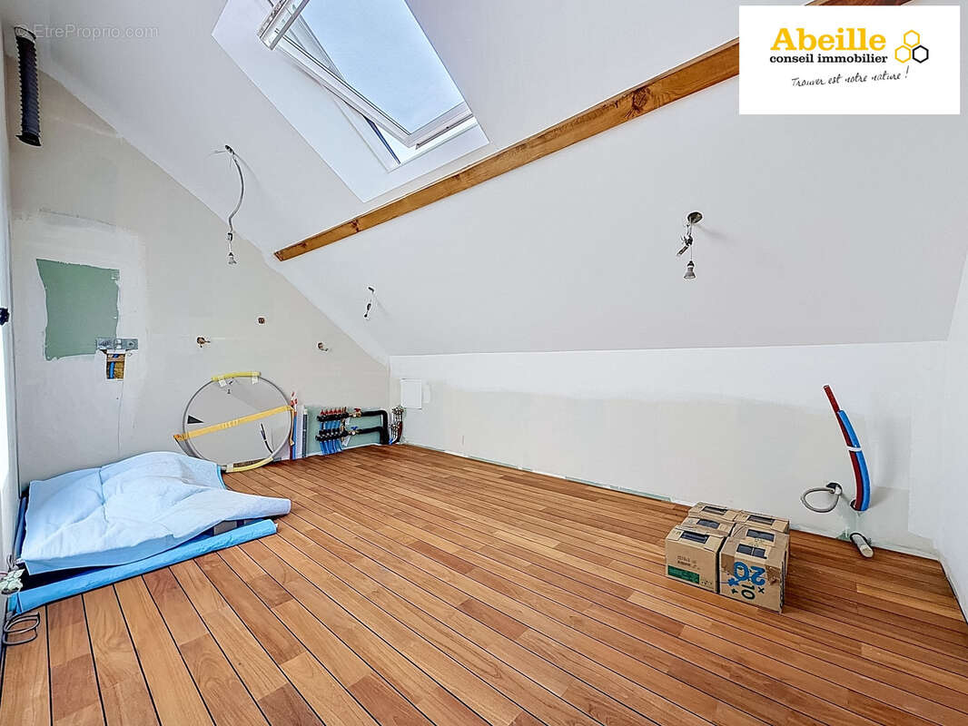 Maison à ANGERVILLIERS
