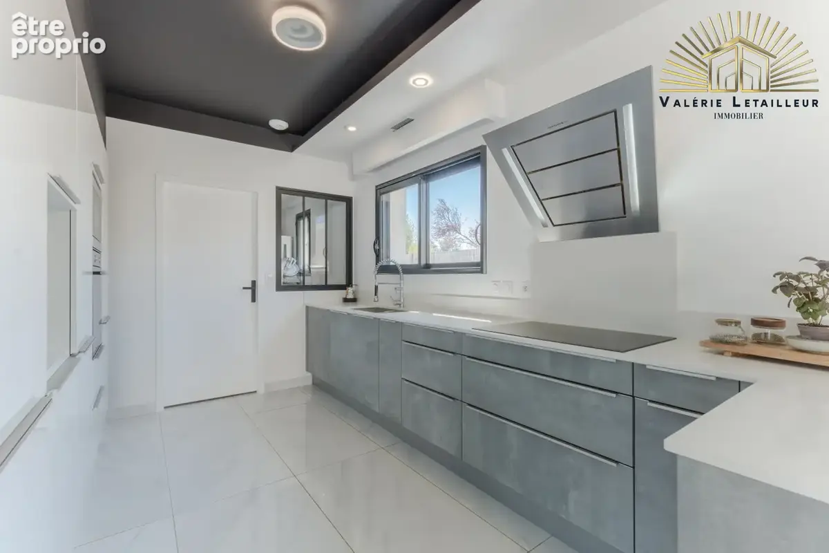 Villa contemporaine 4 chambres avec piscine : le confort du tout à pied - photo 4