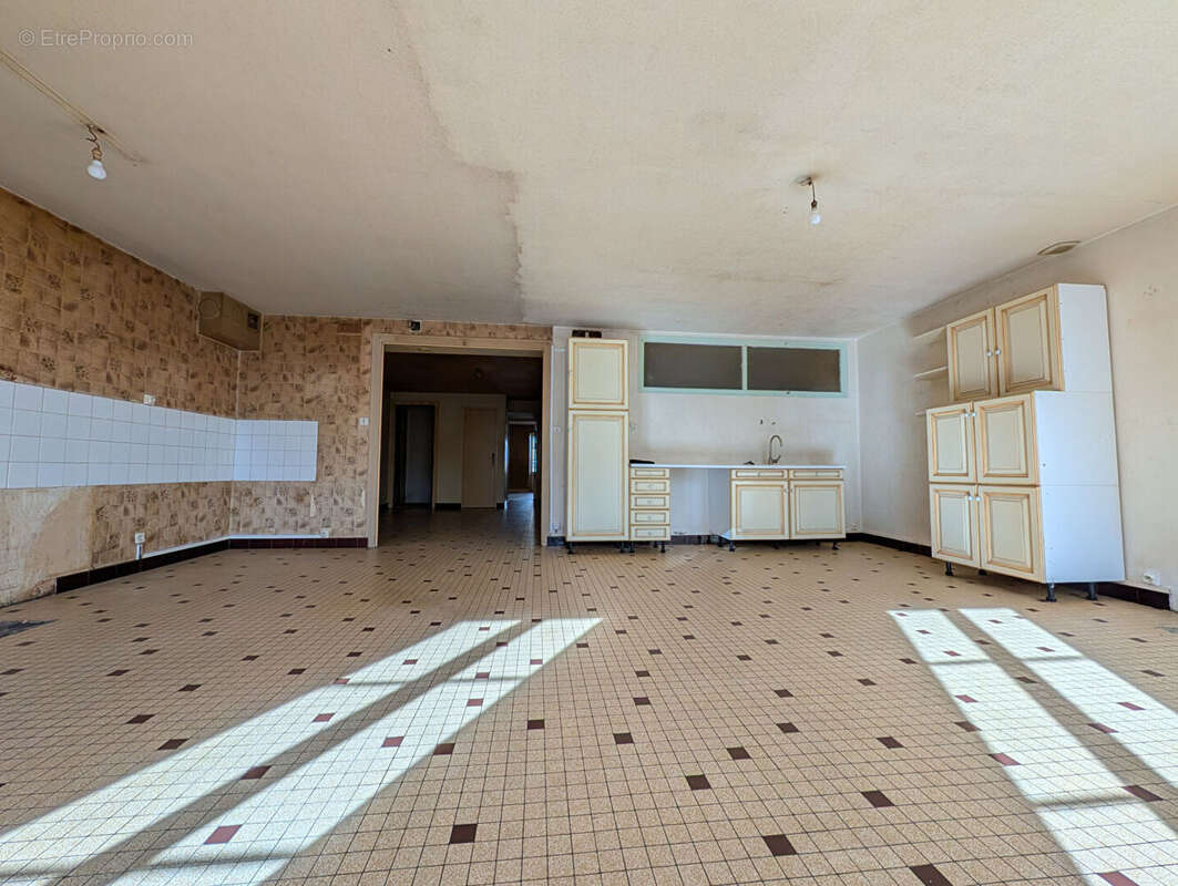 Appartement à LA MOTHE-SAINT-HERAY