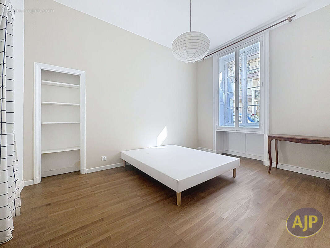 Nantes Dobrée / Sanitat : Un esprit « petite maison » avec jardin privatif - photo 15
