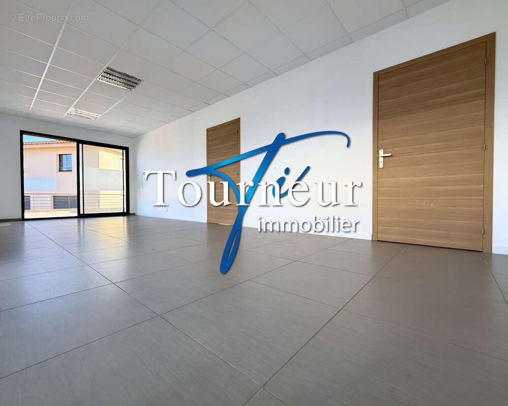 Commerce à SANARY-SUR-MER