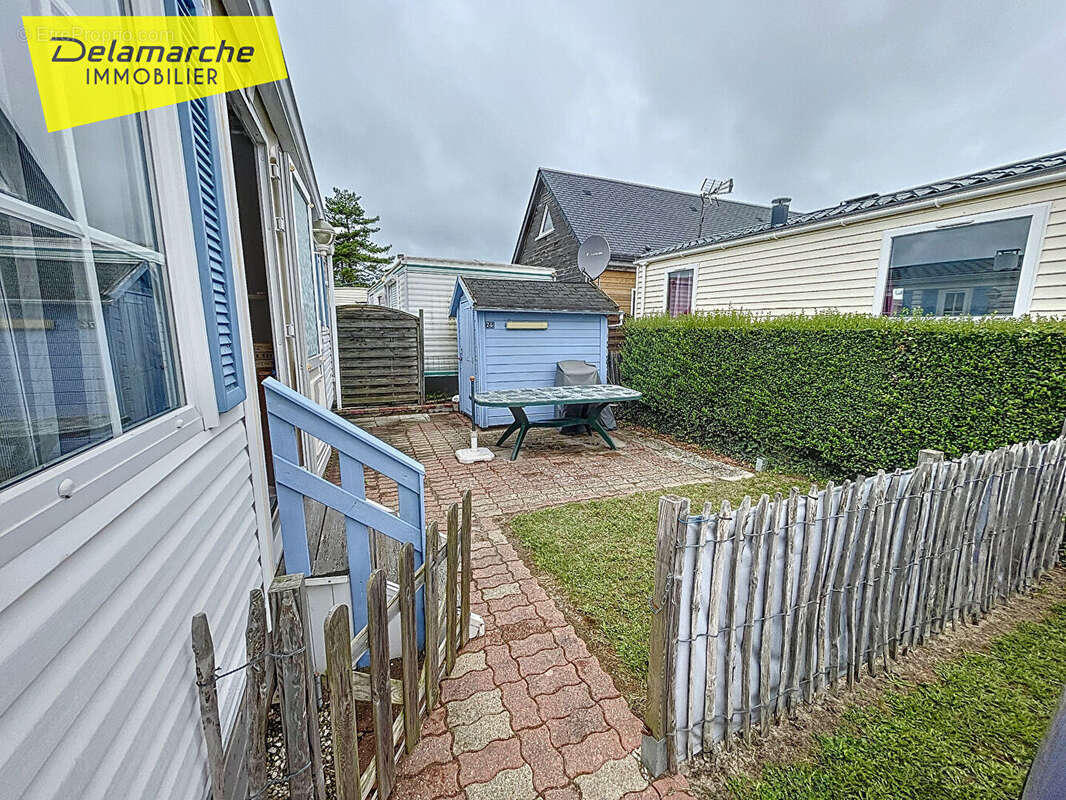 Maison à MONTMARTIN-SUR-MER