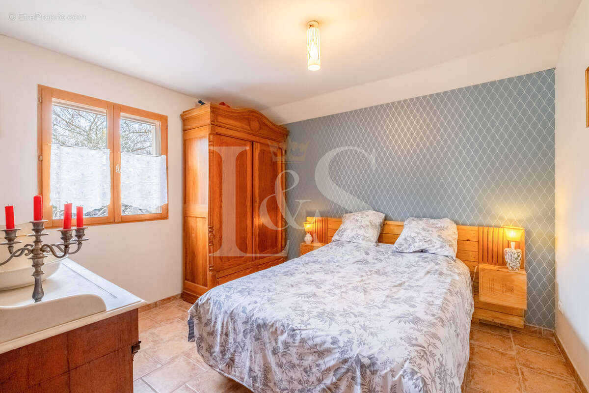 Maison à BUIS-LES-BARONNIES