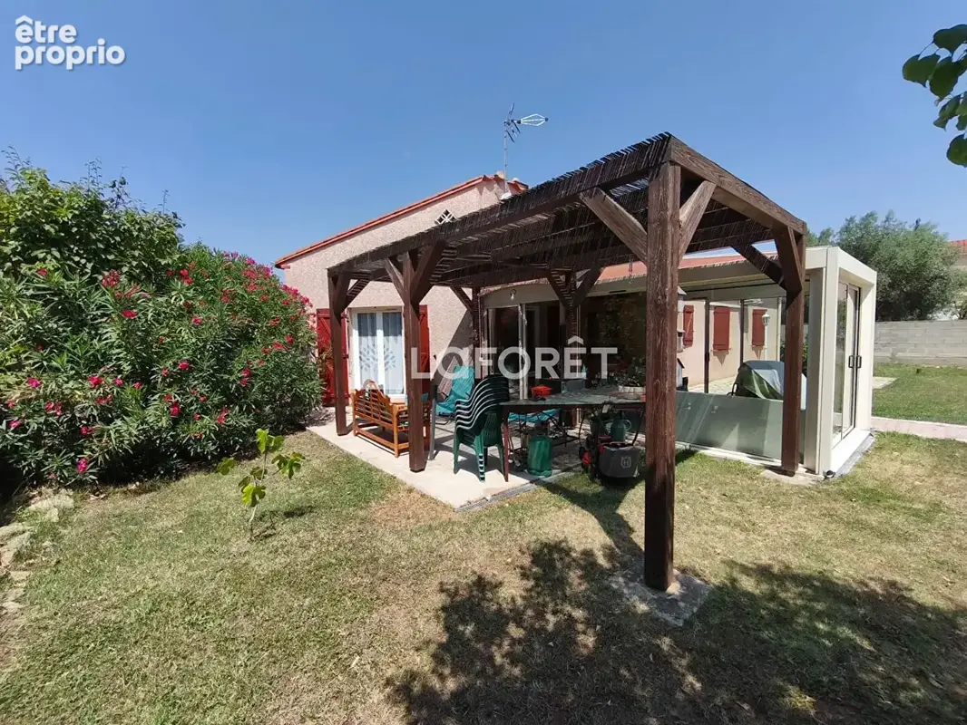 Maureillas : Charmante maison de plain-pied avec jardin et panneaux solaires - photo 13